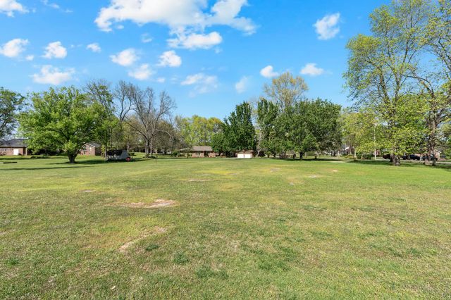 110 Creighton Pl, Shelbyville, TN 37160