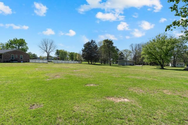 110 Creighton Pl, Shelbyville, TN 37160
