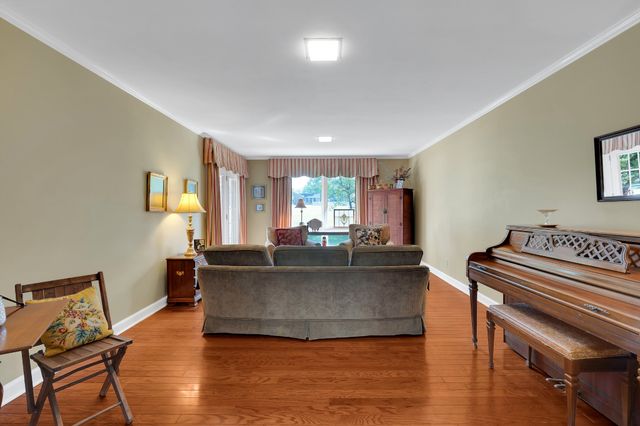 110 Creighton Pl, Shelbyville, TN 37160