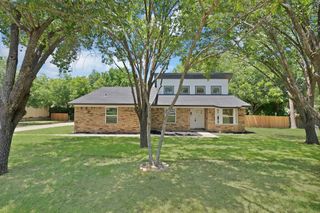 105 Oak Lane, Burleson, TX 76028