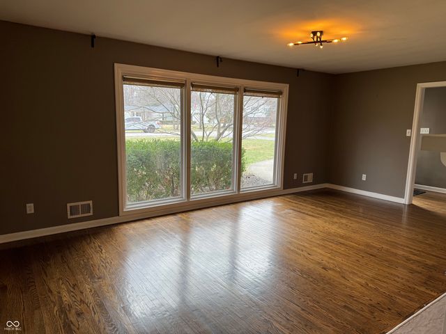 480 E 84th Street, Indianapolis, IN 46240