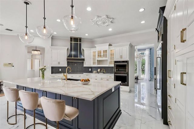 2068 ROBERTS POINT DRIVE, Windermere, FL 34786