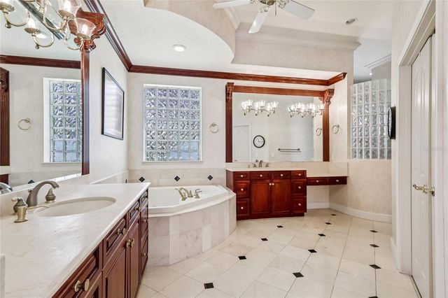 2068 ROBERTS POINT DRIVE, Windermere, FL 34786