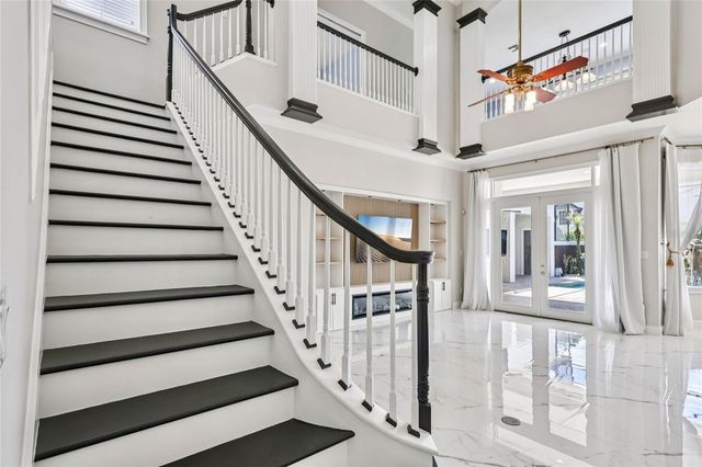 2068 ROBERTS POINT DRIVE, Windermere, FL 34786