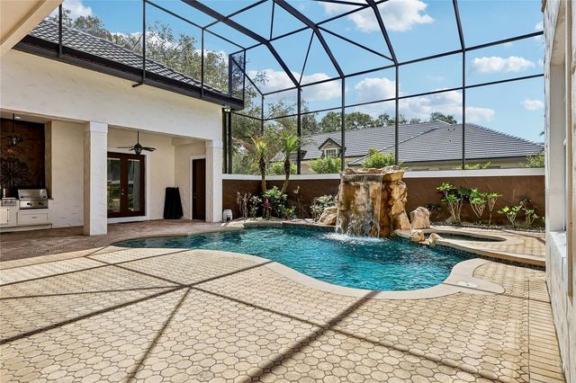 2068 ROBERTS POINT DRIVE, Windermere, FL 34786