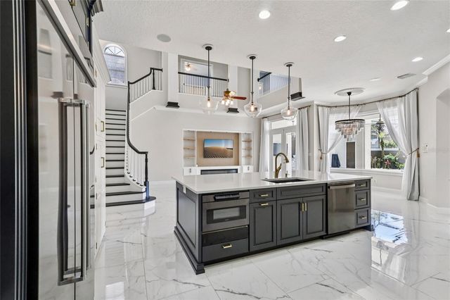 2068 ROBERTS POINT DRIVE, Windermere, FL 34786