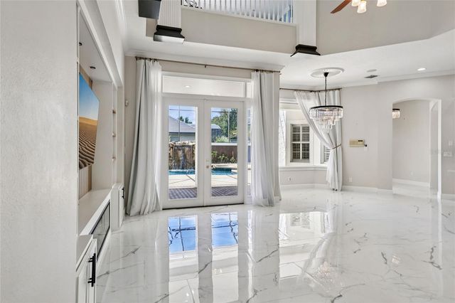 2068 ROBERTS POINT DRIVE, Windermere, FL 34786