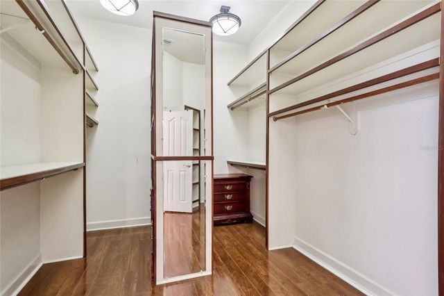 2068 ROBERTS POINT DRIVE, Windermere, FL 34786