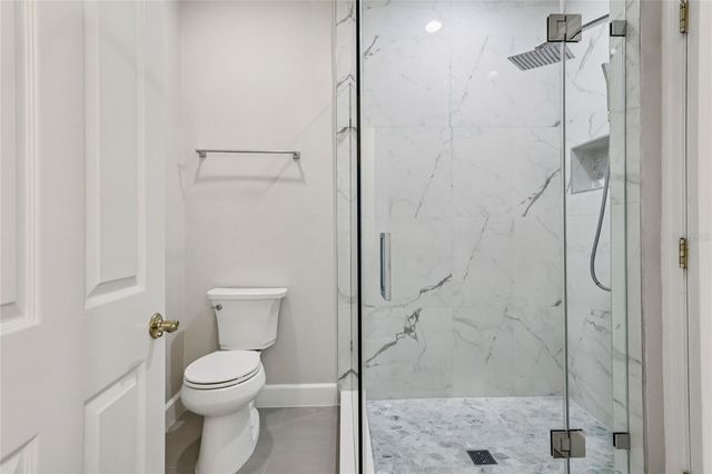 2068 ROBERTS POINT DRIVE, Windermere, FL 34786