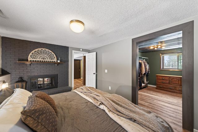 9280 239th Street N, Forest Lake, MN 55025