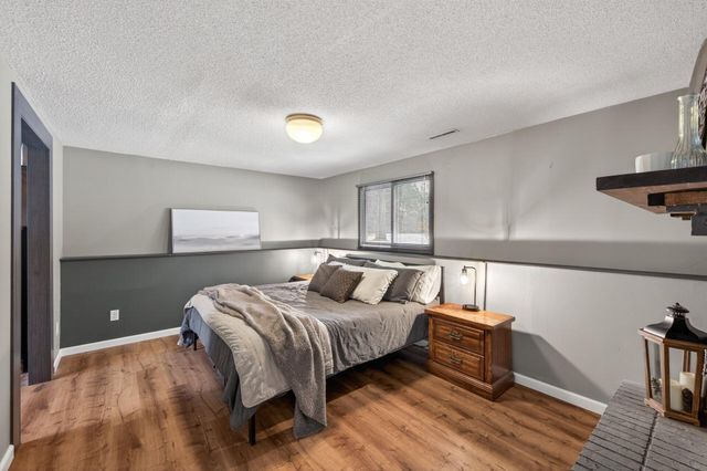 9280 239th Street N, Forest Lake, MN 55025