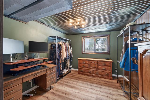 9280 239th Street N, Forest Lake, MN 55025