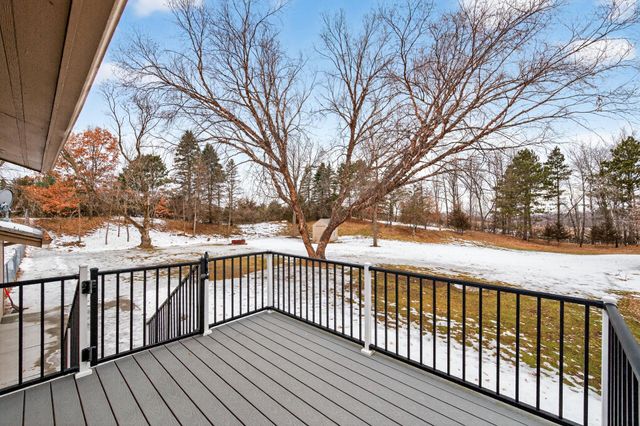 9280 239th Street N, Forest Lake, MN 55025