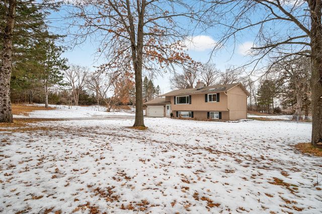 9280 239th Street N, Forest Lake, MN 55025