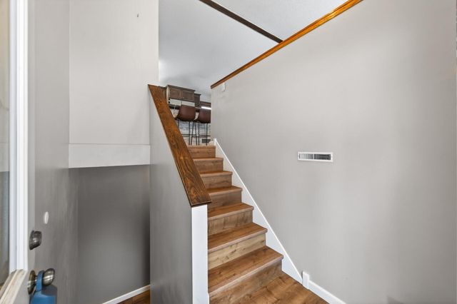 9280 239th Street N, Forest Lake, MN 55025