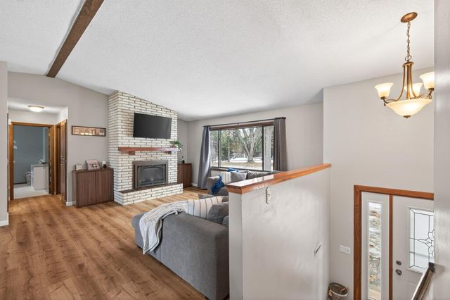 9280 239th Street N, Forest Lake, MN 55025