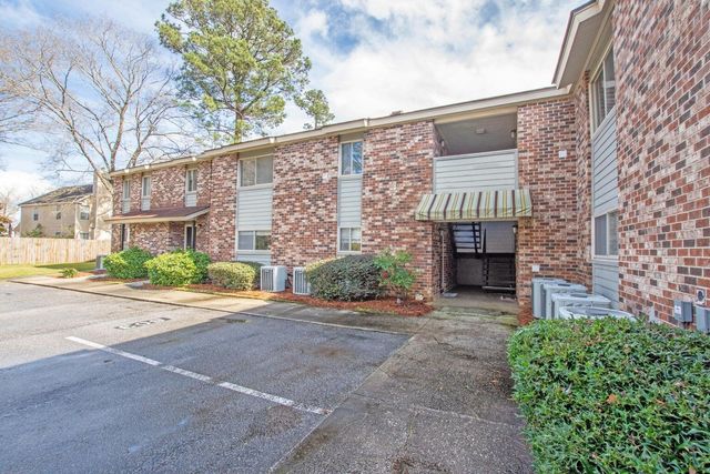 805 Andrea Lane, Hanahan, SC 29410
