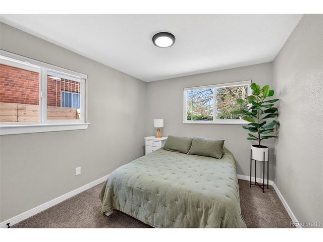 934 S Macon St, Aurora, CO 80012