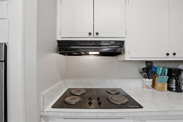 1717 Cherry Lane, Del City, OK 73115