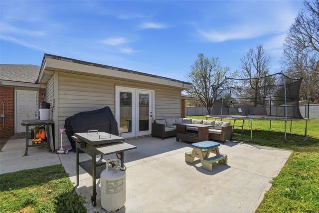 1717 Cherry Lane, Del City, OK 73115