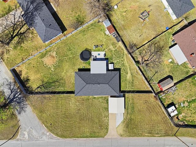 1717 Cherry Lane, Del City, OK 73115