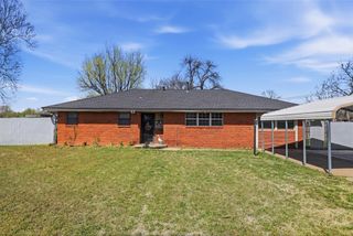 1717 Cherry Lane, Del City, OK 73115