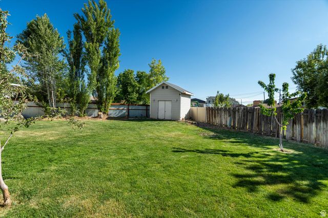 4967 S 3450 W, Roy, UT 84067
