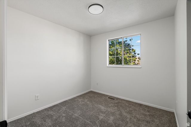 4967 S 3450 W, Roy, UT 84067