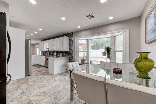 29706 Hardesty Road, Mcloud, OK 74851