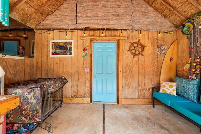 29706 Hardesty Road, Mcloud, OK 74851