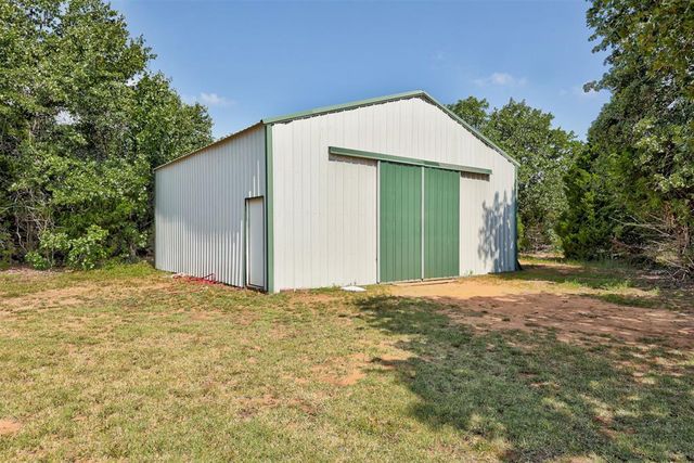 29706 Hardesty Road, Mcloud, OK 74851