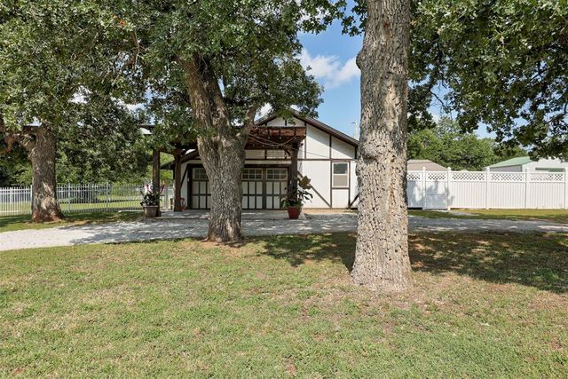 29706 Hardesty Road, Mcloud, OK 74851