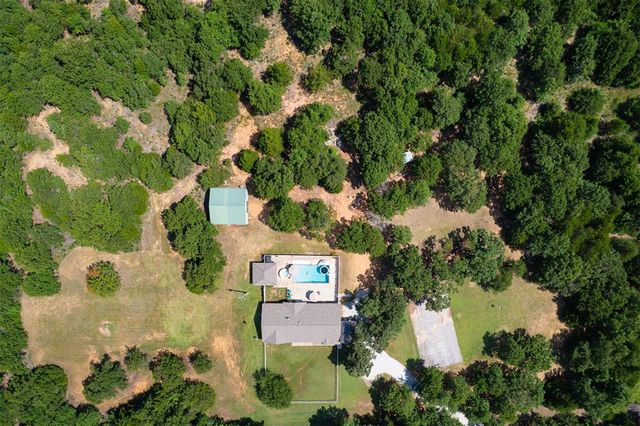 29706 Hardesty Road, Mcloud, OK 74851