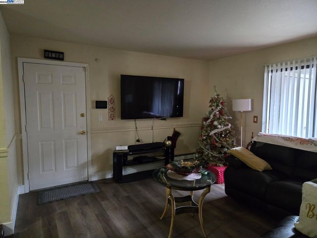 7 LANCASTER CIRCLE 137, Bay Point, CA 94565