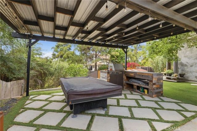 196 Santa Clara Drive, Vista, CA 92083