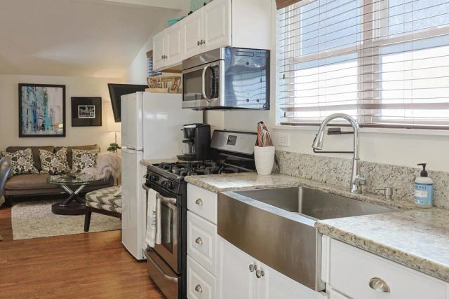 205 C Avenue, Coronado, CA 92118