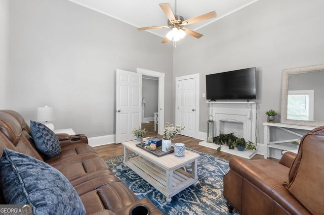 110 Ridge Street, Locust Grove, GA 30248