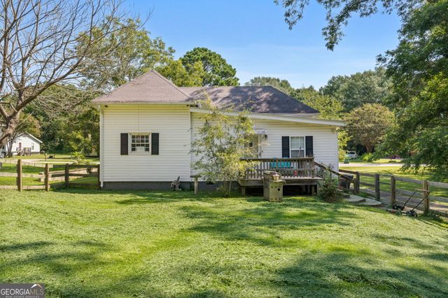 110 Ridge Street, Locust Grove, GA 30248