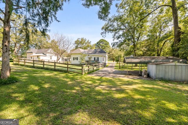 110 Ridge Street, Locust Grove, GA 30248