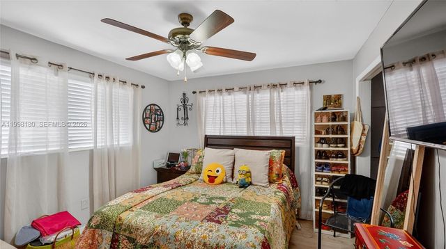 10420 NW 35th Pl, Miami, FL 33147