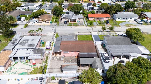 10420 NW 35th Pl, Miami, FL 33147