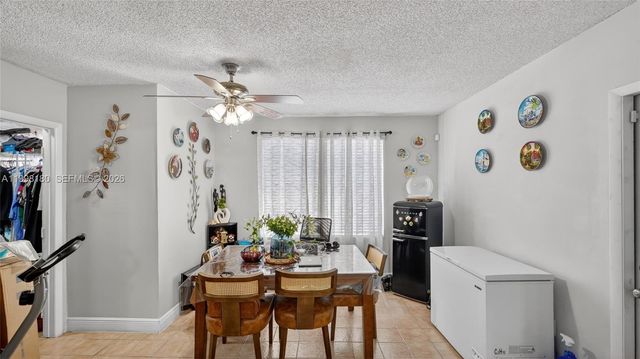 10420 NW 35th Pl, Miami, FL 33147