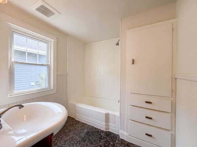 751 Grandon Avenue, Columbus, OH 43209