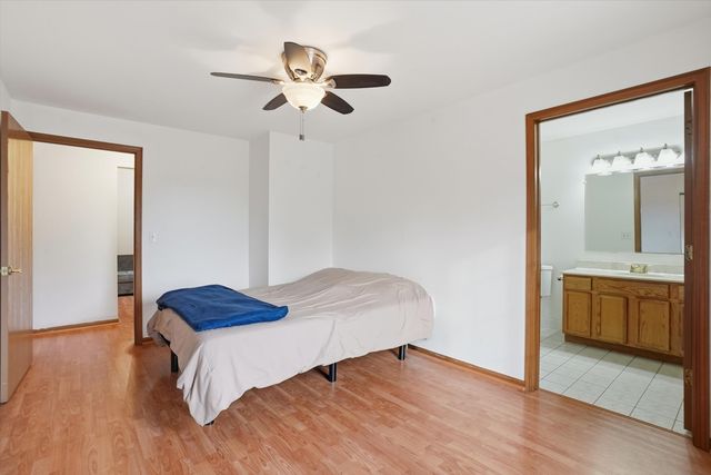 4223 W 76th Street 204, Chicago, IL 60652