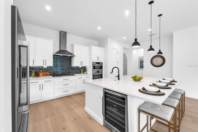 1012 VENETIAN AVENUE, Orlando, FL 32804