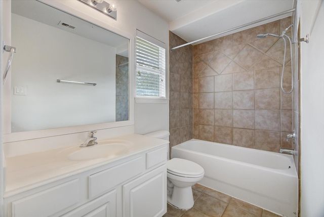 7439 Hollister Spring, Houston, TX 77040