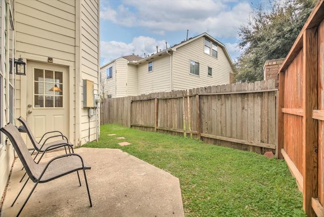 7439 Hollister Spring, Houston, TX 77040