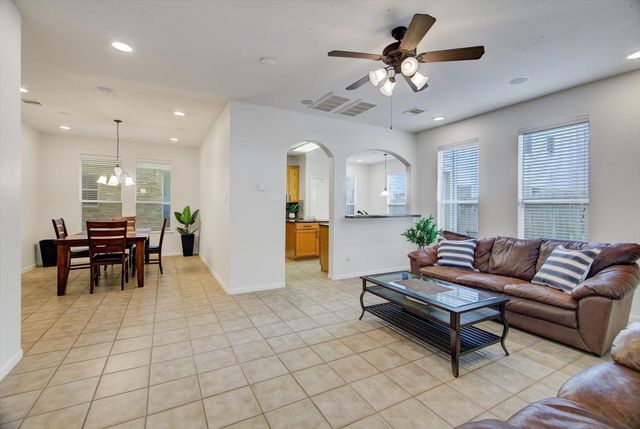 7439 Hollister Spring, Houston, TX 77040