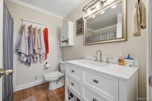 50661 Jim Drive, Chesterfield, MI 48047