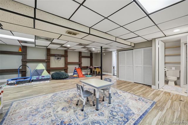 50661 Jim Drive, Chesterfield, MI 48047